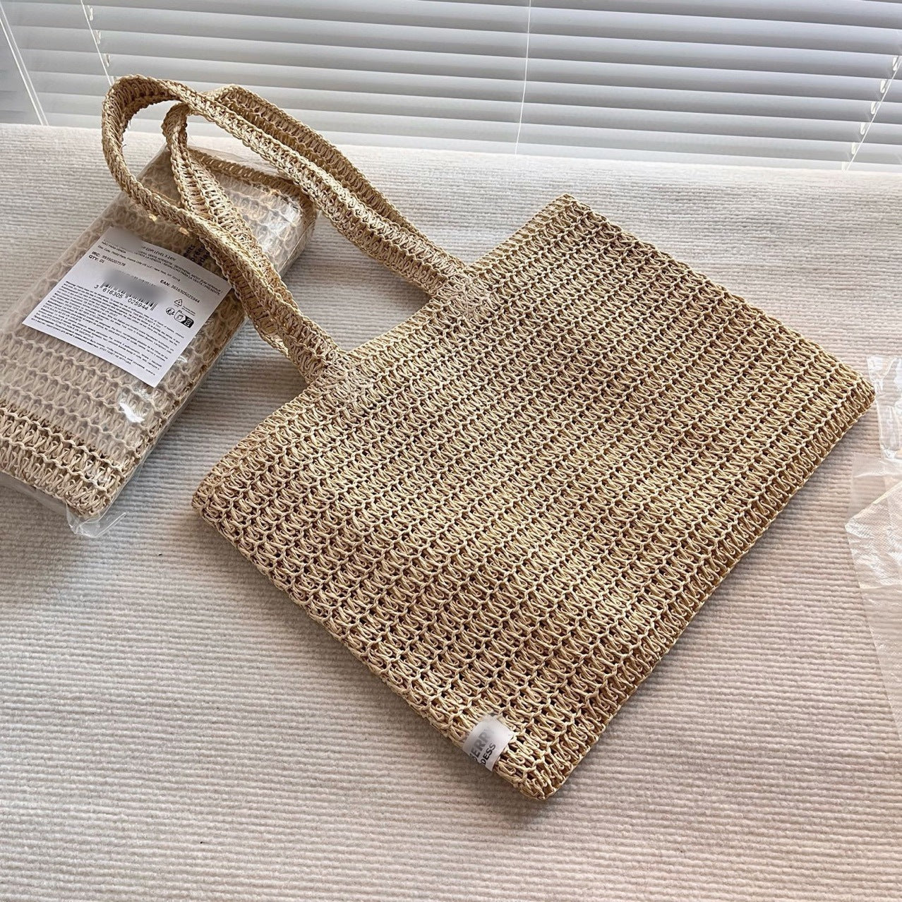 Fragrance Goddess Perfume Gift Simple Beach Seaside Tote Bag