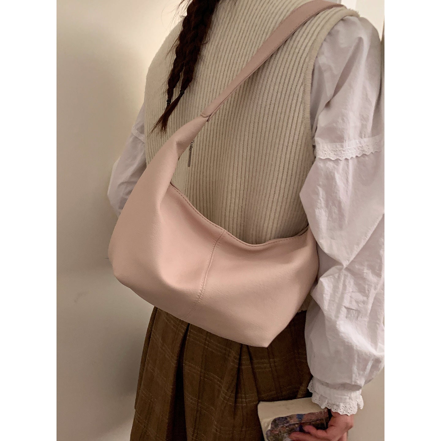 Women's Fashion Large Capacity Simple Solid Color Underarm Bag