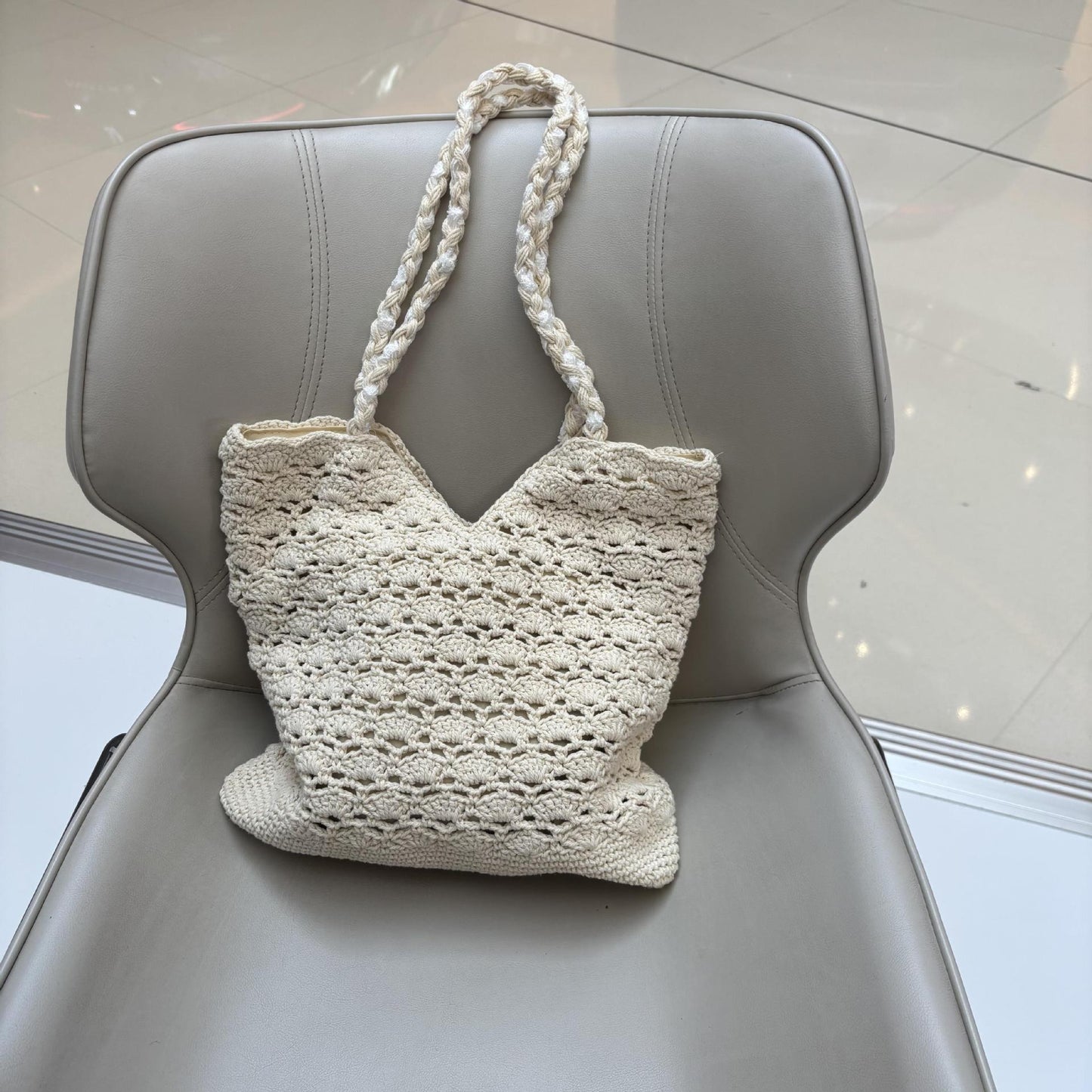 Women's Hand-woven Underarm Large Capacity Totes High-grade Niche Bags
