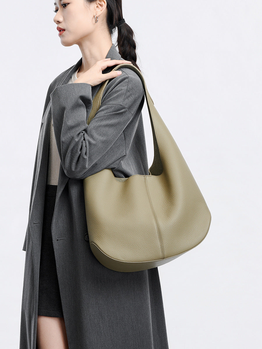 Women's Underarm Versatile Style First Layer Cowhide Commuter High-grade Tote Bag