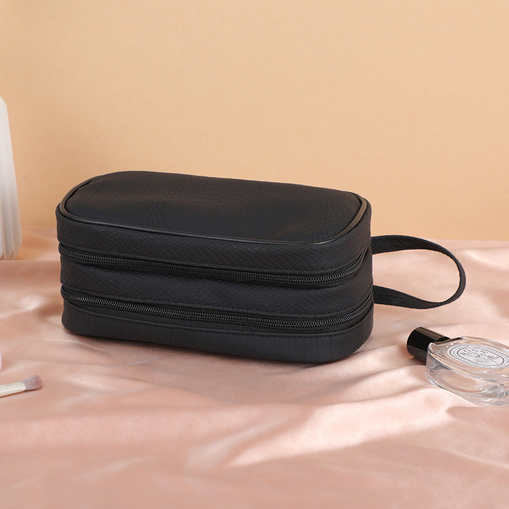 Women's Portable Hand-held Make-up Large Capacity Cosmetics Bags