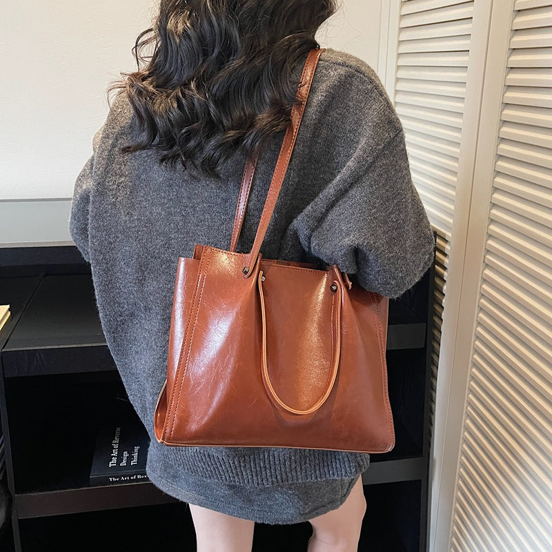 Women's Retro Simple Fashion Large Capacity Women's Shoulder Bag