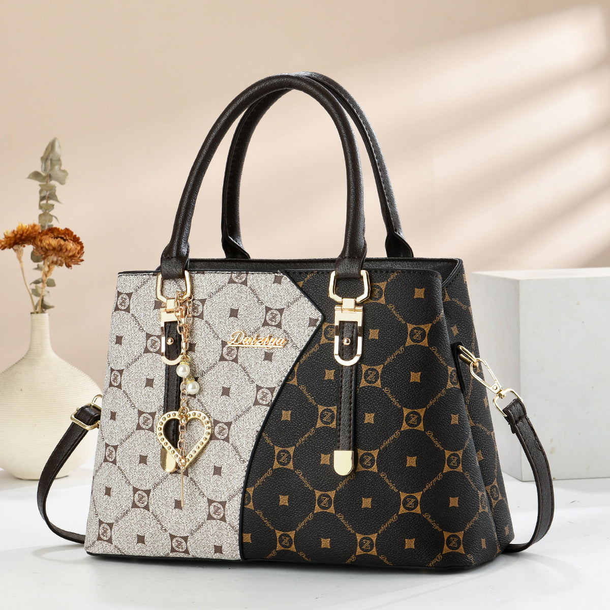 Women's Gift Mother Commuter Fashion Large Capacity Women's Handbag