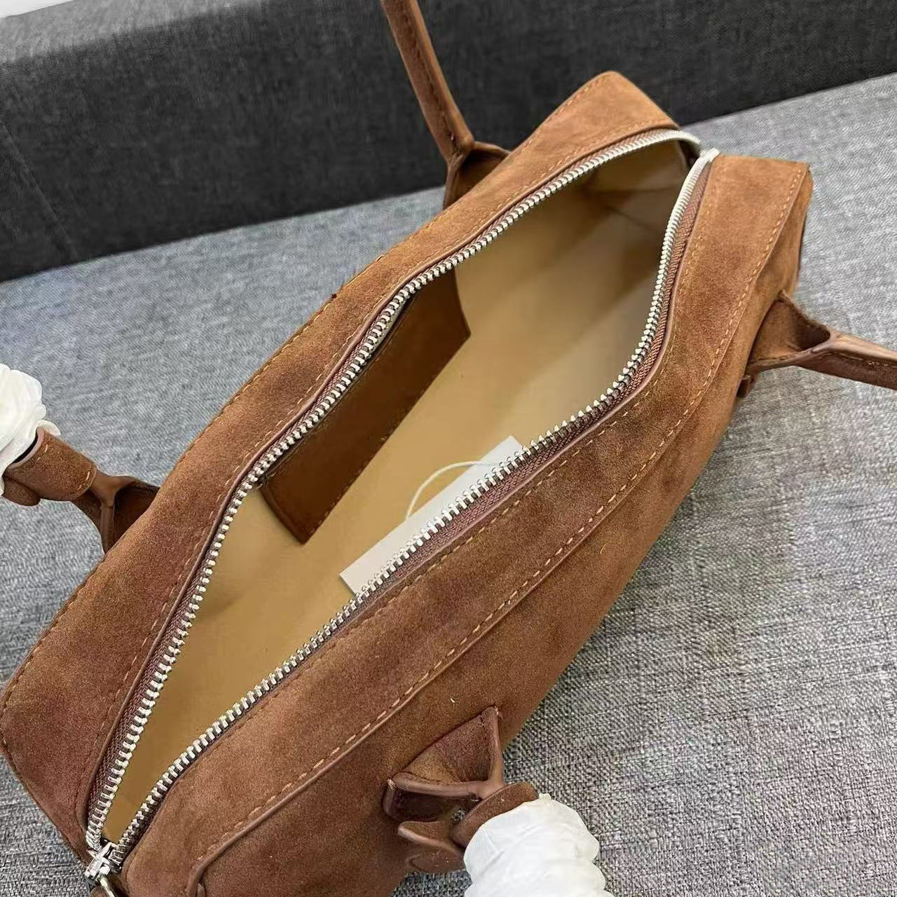 French Style Sausage Suede Frosted One Baguette High Underarm Bag