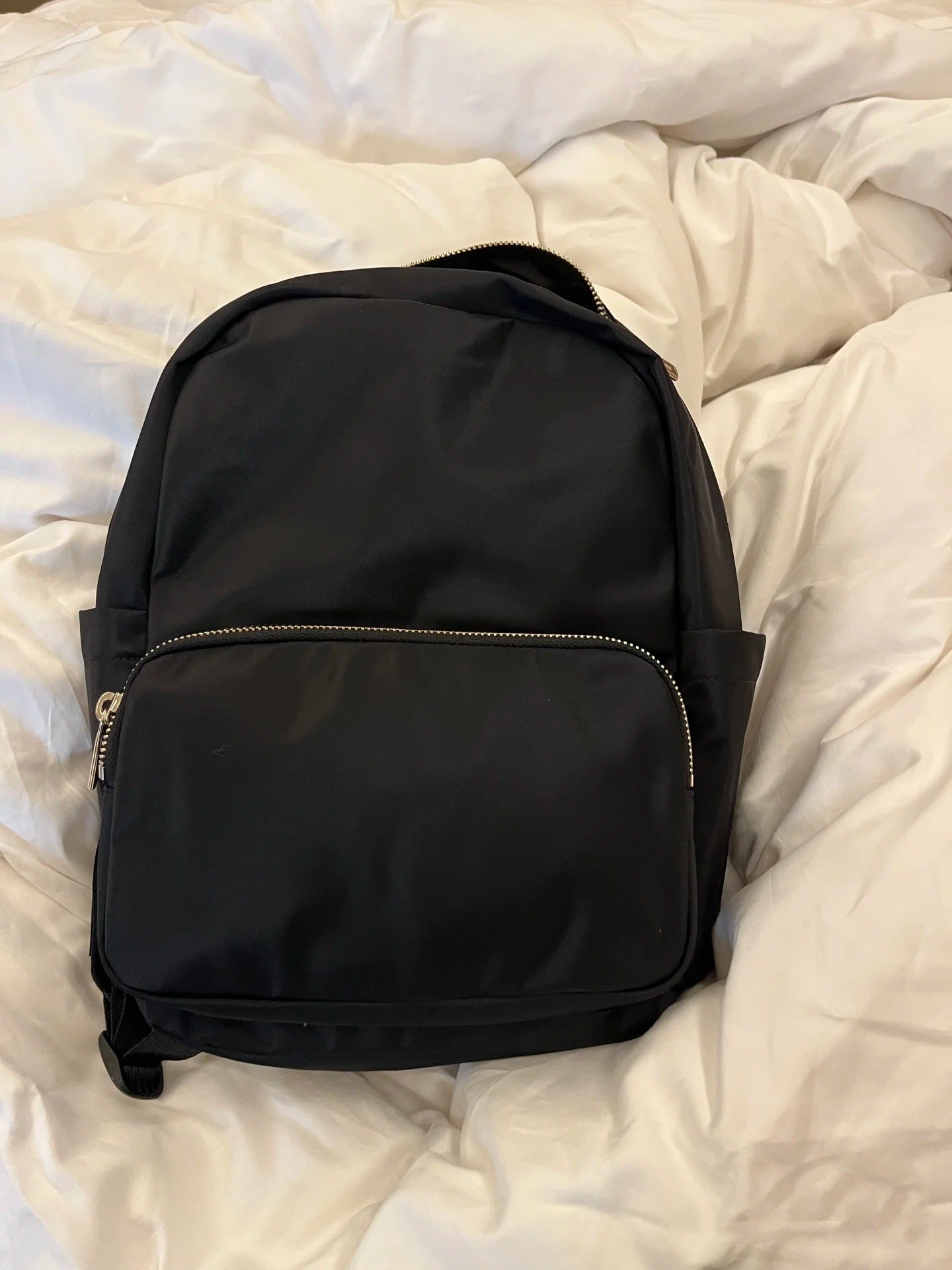 Women's & Men's Nylon Waterproof Large Capacity Lightweight Commuter Women's Backpack
