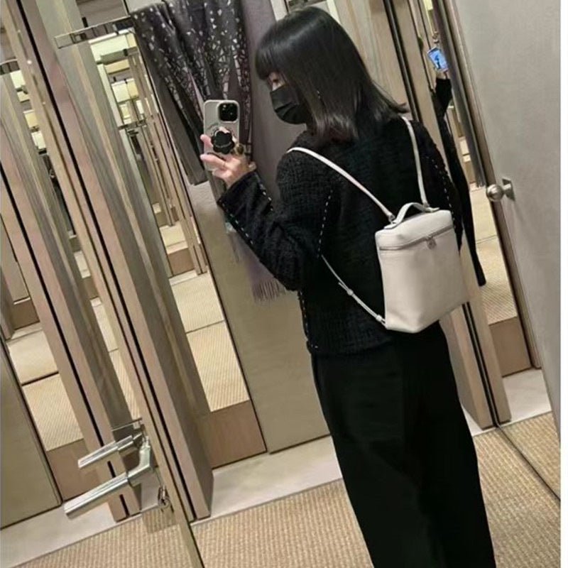 Pretty Beautiful Women's High-grade Large Capacity Women's Backpack