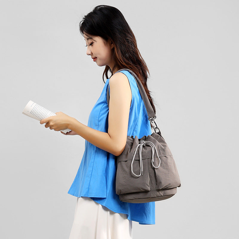 Women's Drawstring Portable Simple Large Capacity Women's Messenger Bag