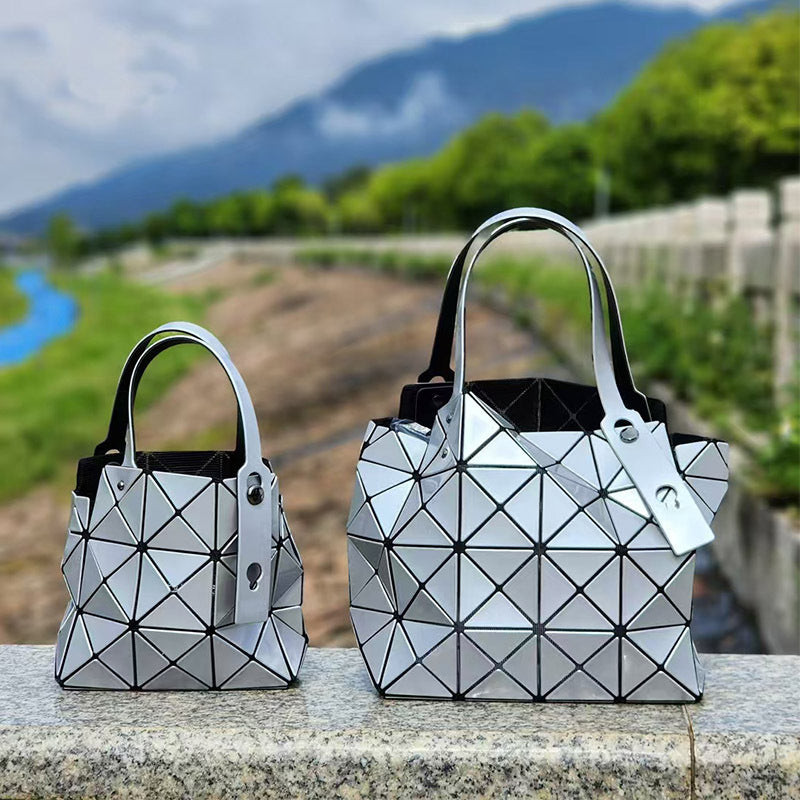 Women's Original Classic Frosted Geometric Diamond Pattern Tote Bags