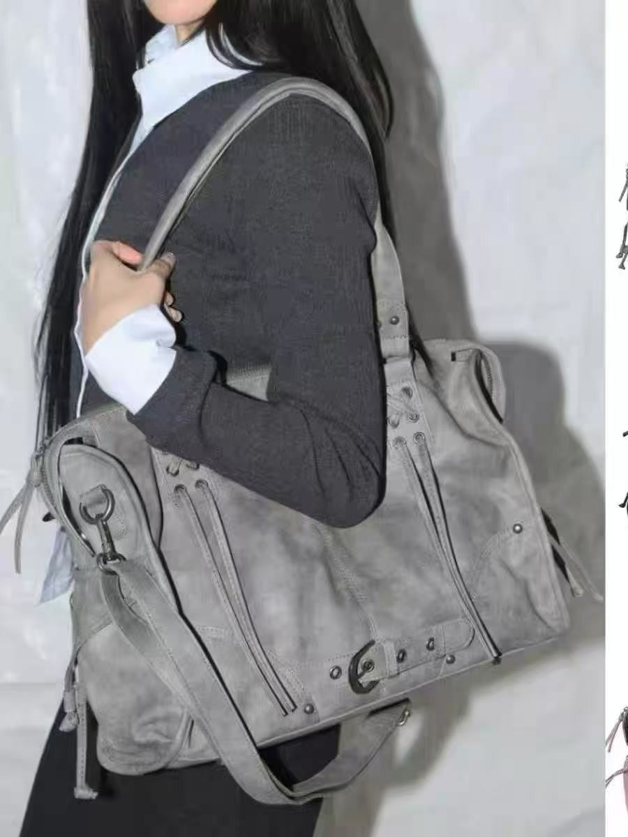Women's Niche Large Capacity Retro Rivet Strap Tote Bags