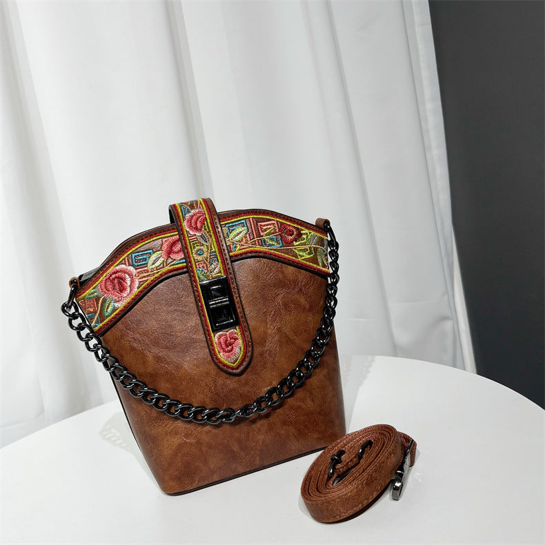 Women's Style Simple Versatile Ethnic Texture Large Shoulder Bags