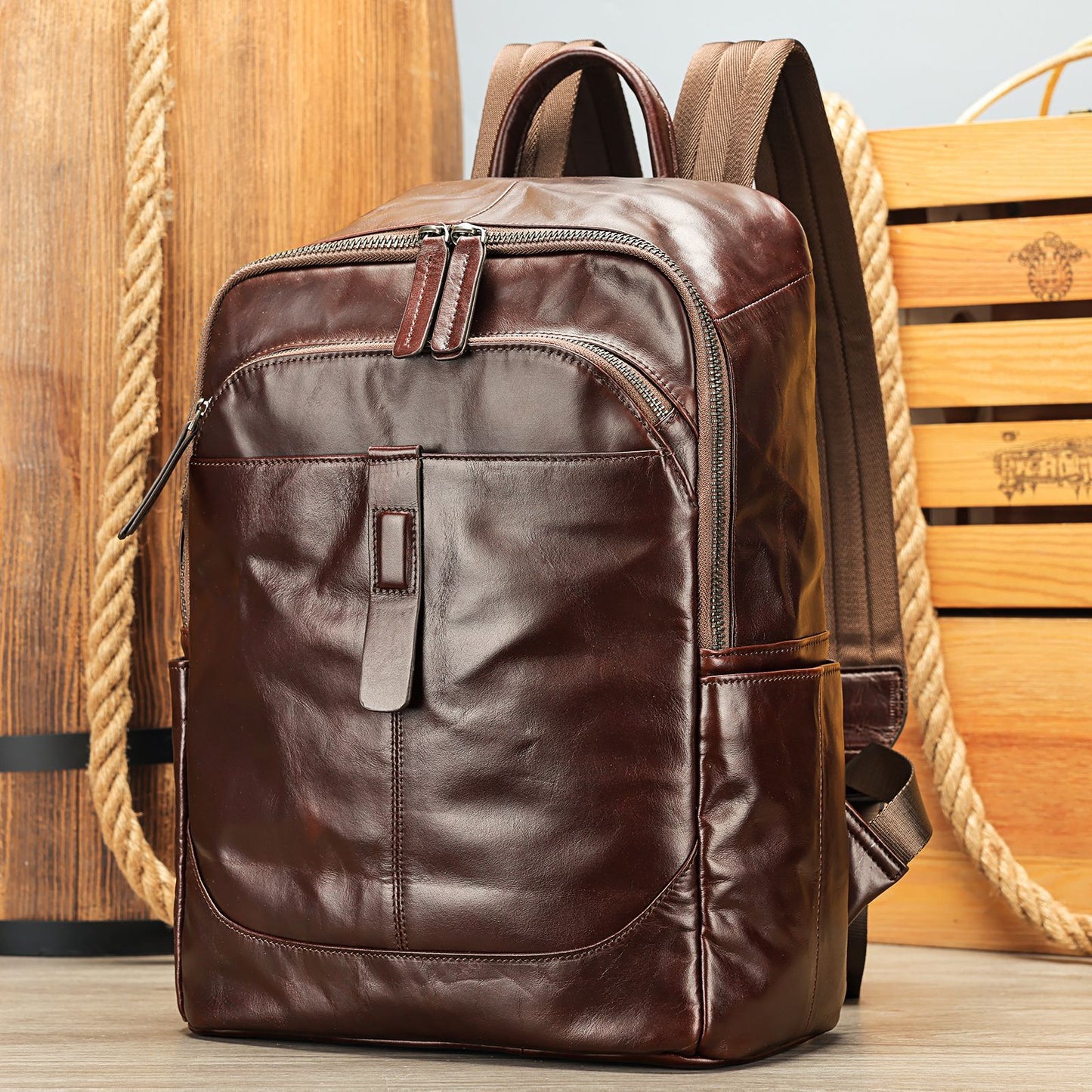 Men's Leather First Layer Cowhide Waterproof Computer Leisure Backpack