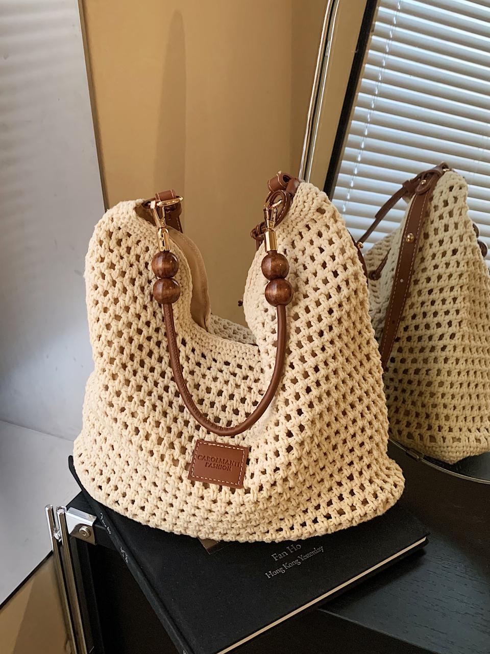 Women's Hollow Woven Summer Straw Large Capacity Seaside Tote Bags