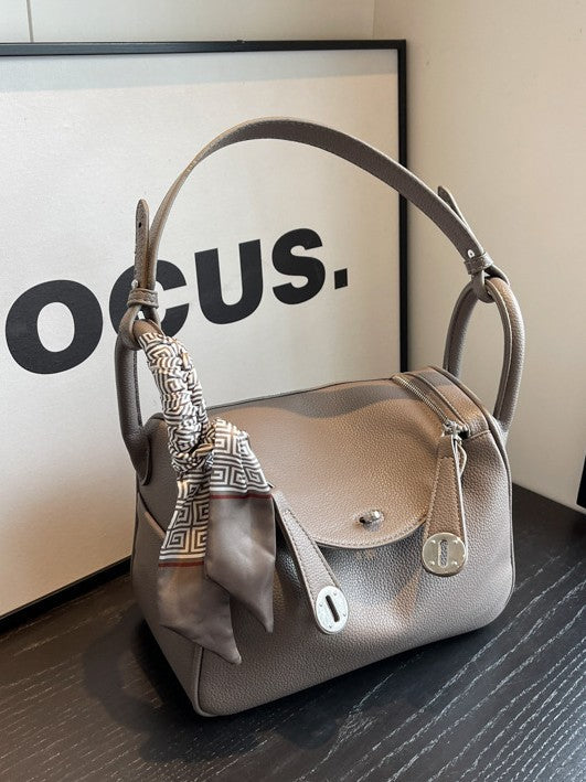 Women's Textured Graceful Design Popular Hand Holding Bucket Bag