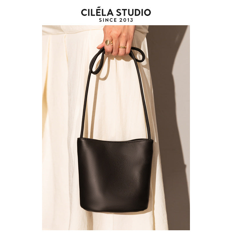Women's First Layer Cowhide Niche Genuine Leather Bucket Bag