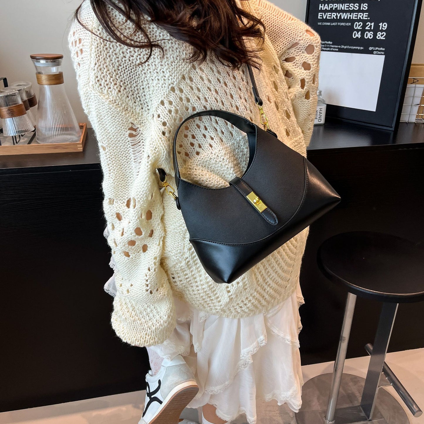 Women's Contrast Color Design Dumpling Making Commute Underarm Bag