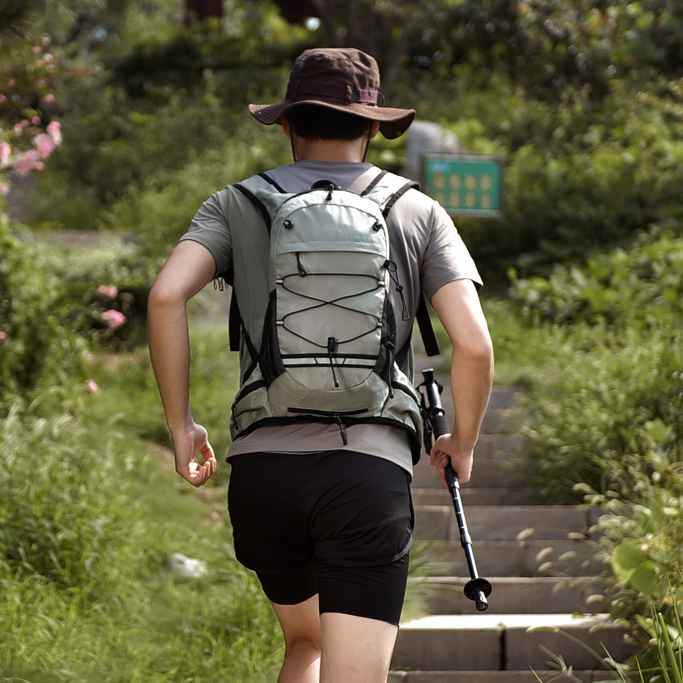 Riding Lightweight Cross-country Hiking Climbing Waterproof Sports Backpack