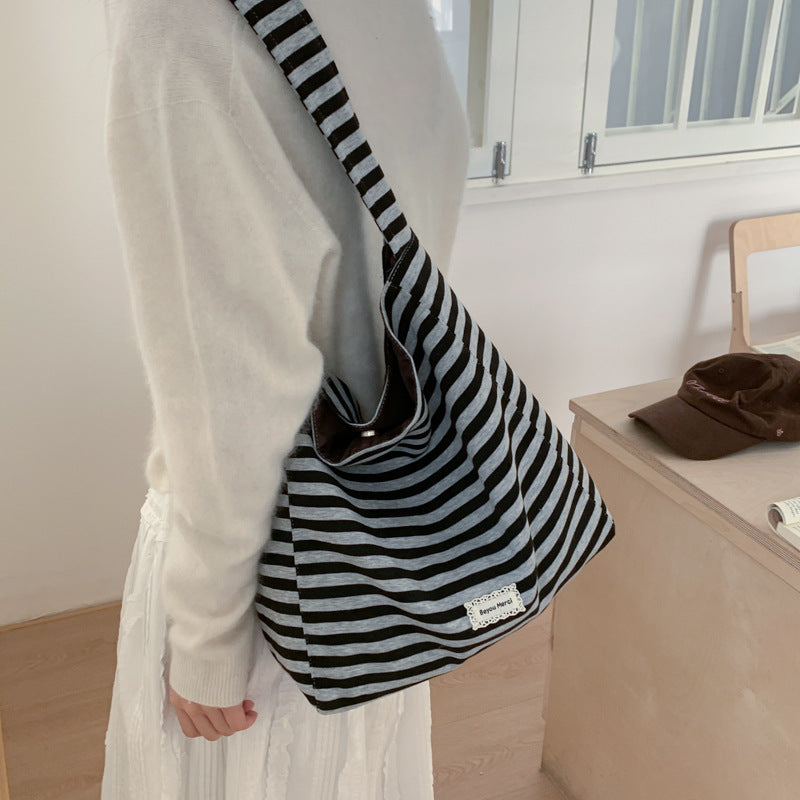Women's Korean Style Large Capacity Underarm Spring Canvas Bags