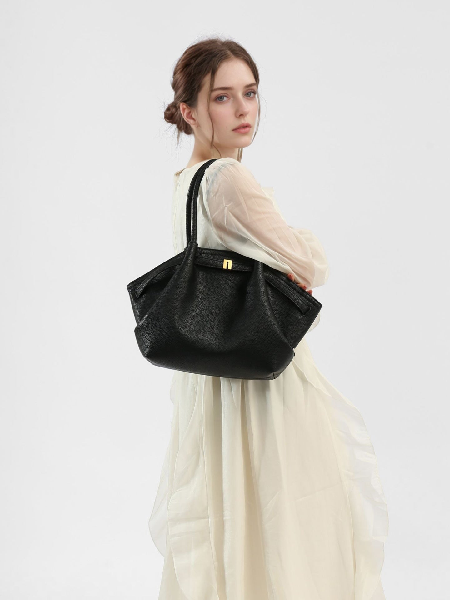 Women's Underarm French Minority Design Retro Fashion Large Shoulder Bags