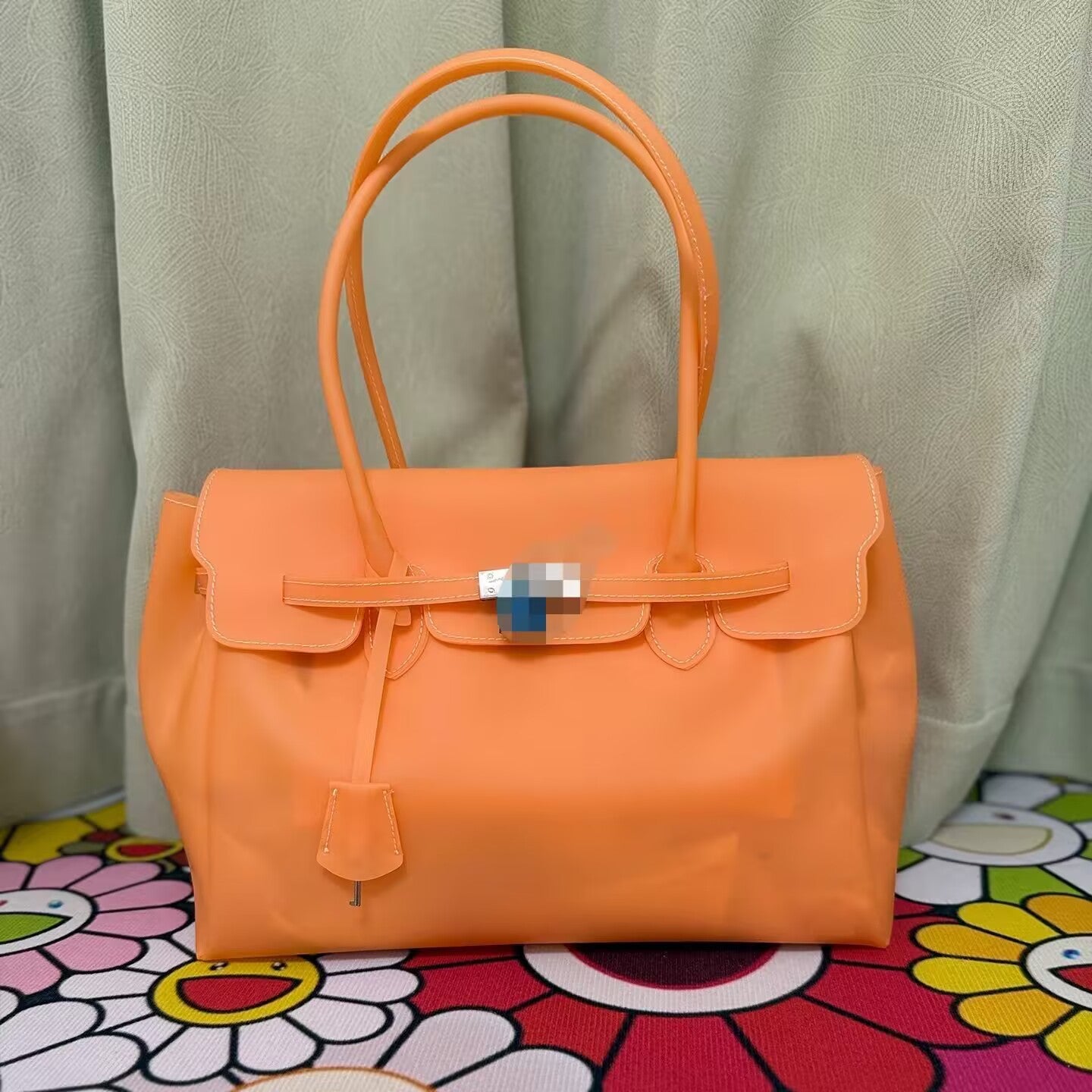Women's Style Transparent Jelly Fashion Twist Large Capacity Portable Women's Shoulder Bag