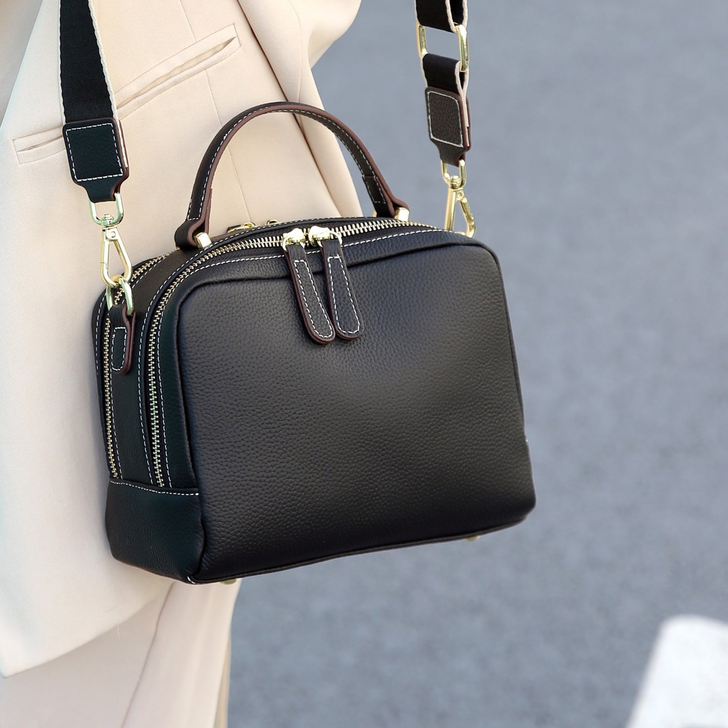 Women's First Layer Cowhide Genuine Leather High-grade Bags