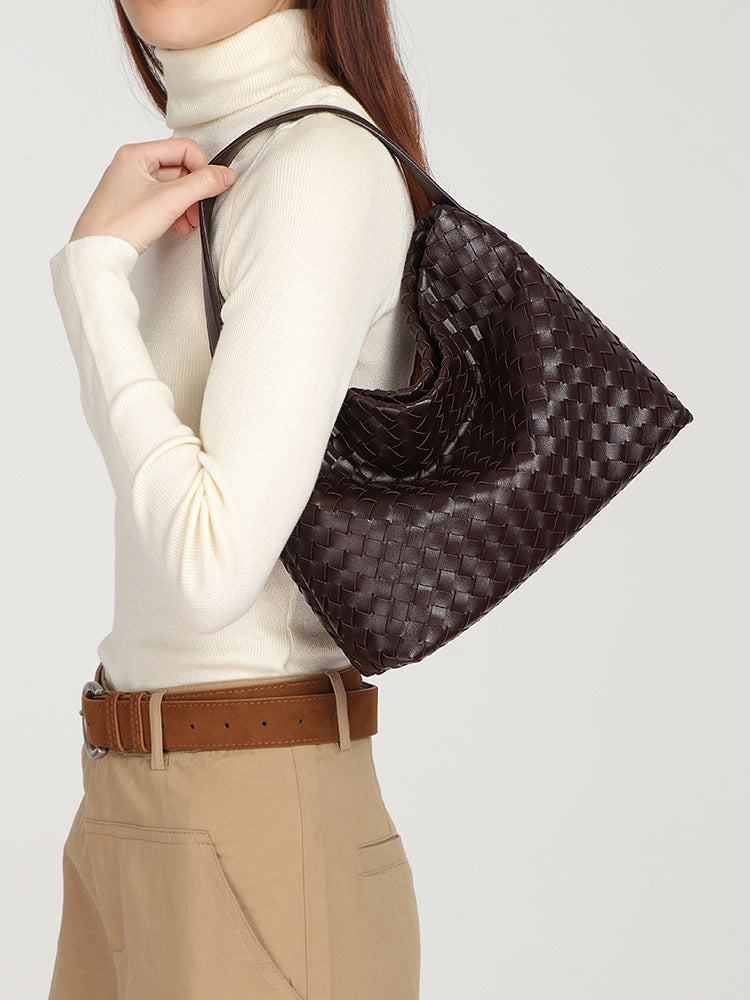 Women's Retro High-grade Woven Commuting Fashion Underarm Handbags