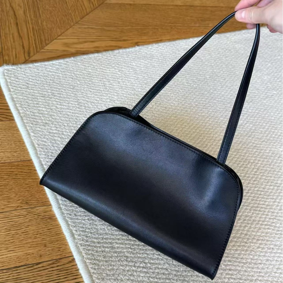 Saddle Genuine Leather Simple Style Sense Niche Underarm Bag
