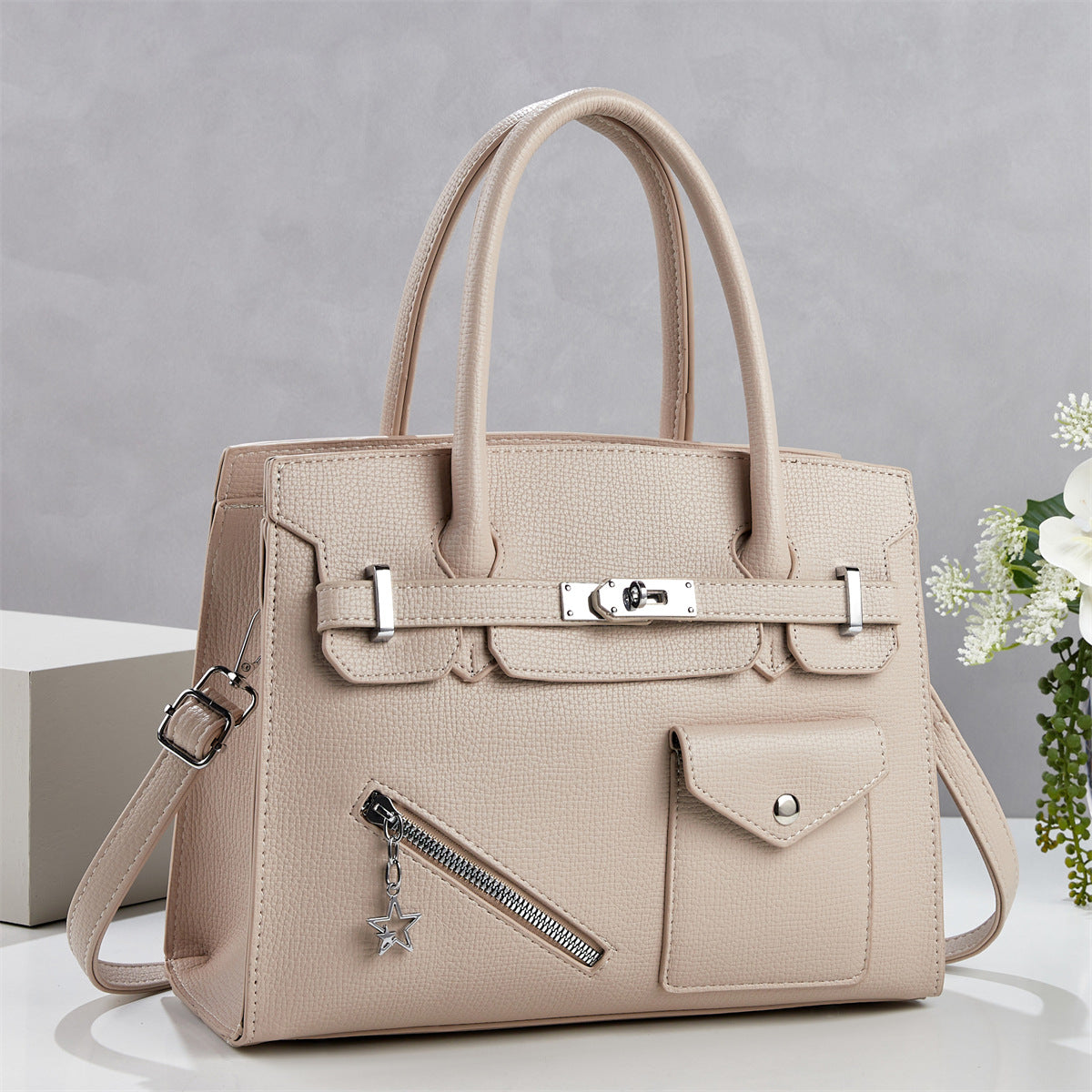 Women's Large Capacity Portable High-grade Niche Bags