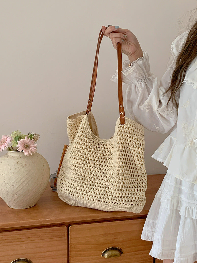 Women's Capacity Seaside Vacation Beach Woven Straw Bags