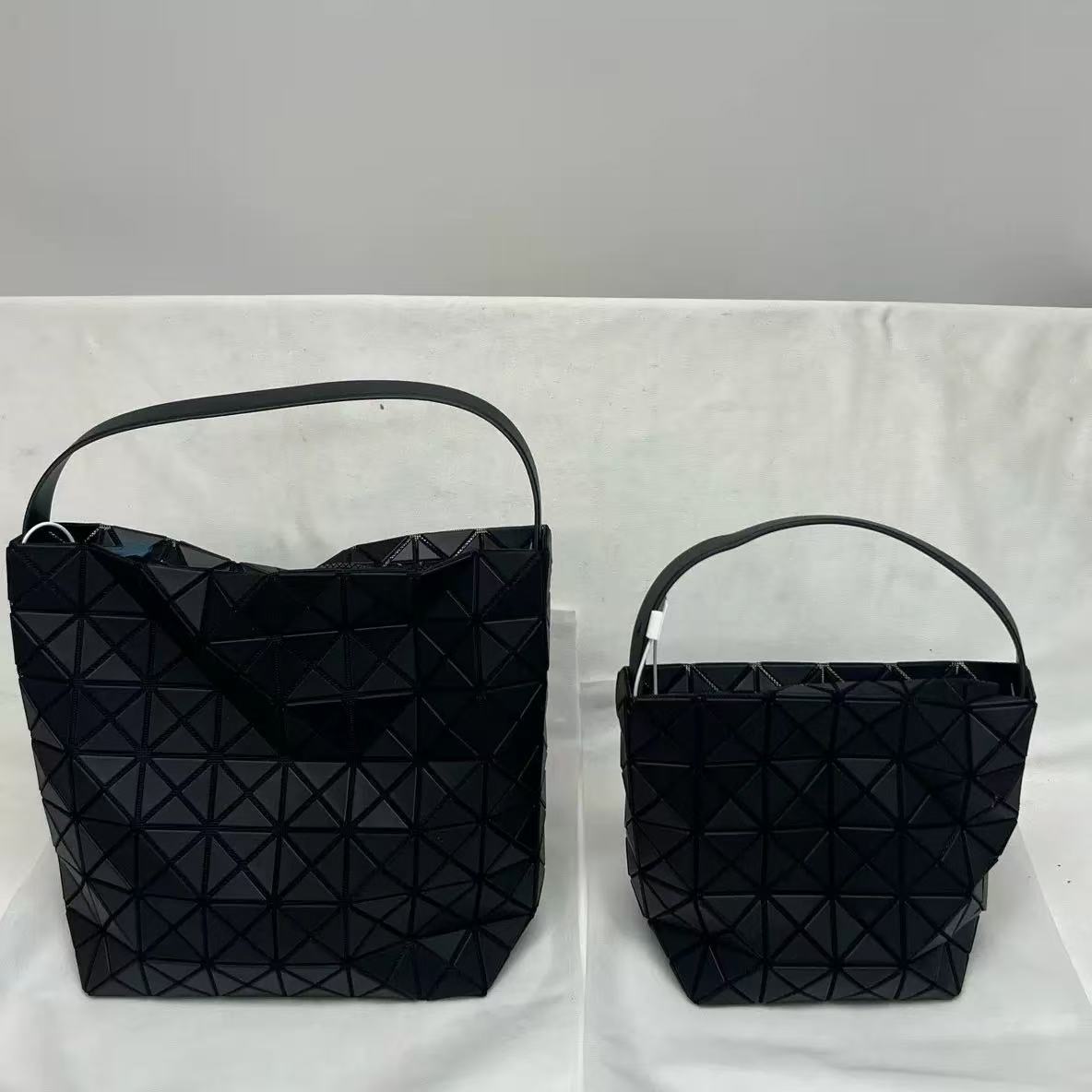 Women's Original Geometric Rhombus For Selenodont Underarm Bag