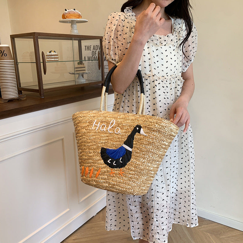 Women's Retro Tassel Hollow Hand-woven Beach Commuter Tote Bags