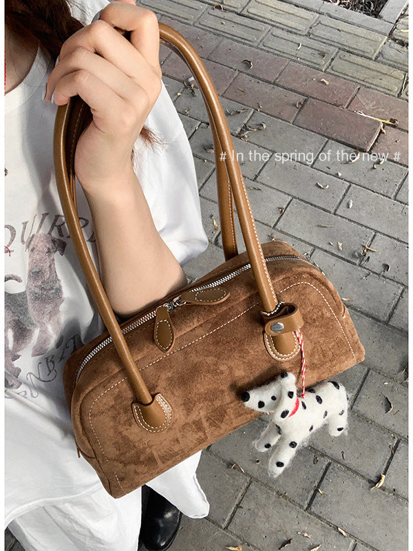 Women's Retro High-grade Simple Portable Suede Bowling Underarm Bag
