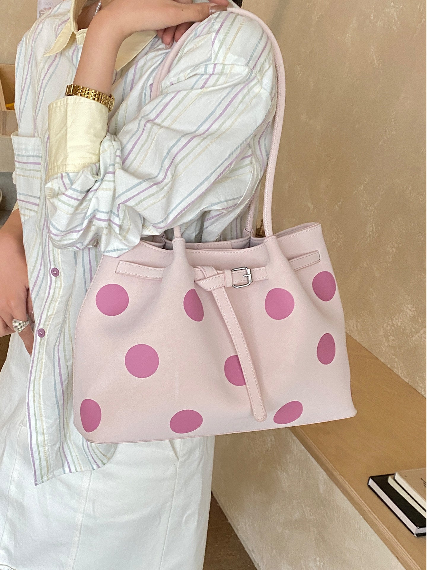 Women's Spring Fashion Best-selling Large Capacity Commuter Tote Bag