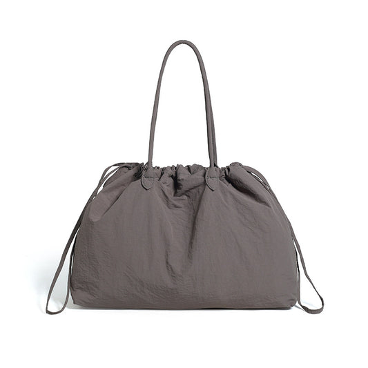 Large Capacity Nylon Lightweight Drawstring Pull String Commute Women's Shoulder Bag