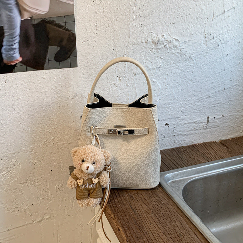 Women's Korean Style Spring Retro Commuter Bucket Bag