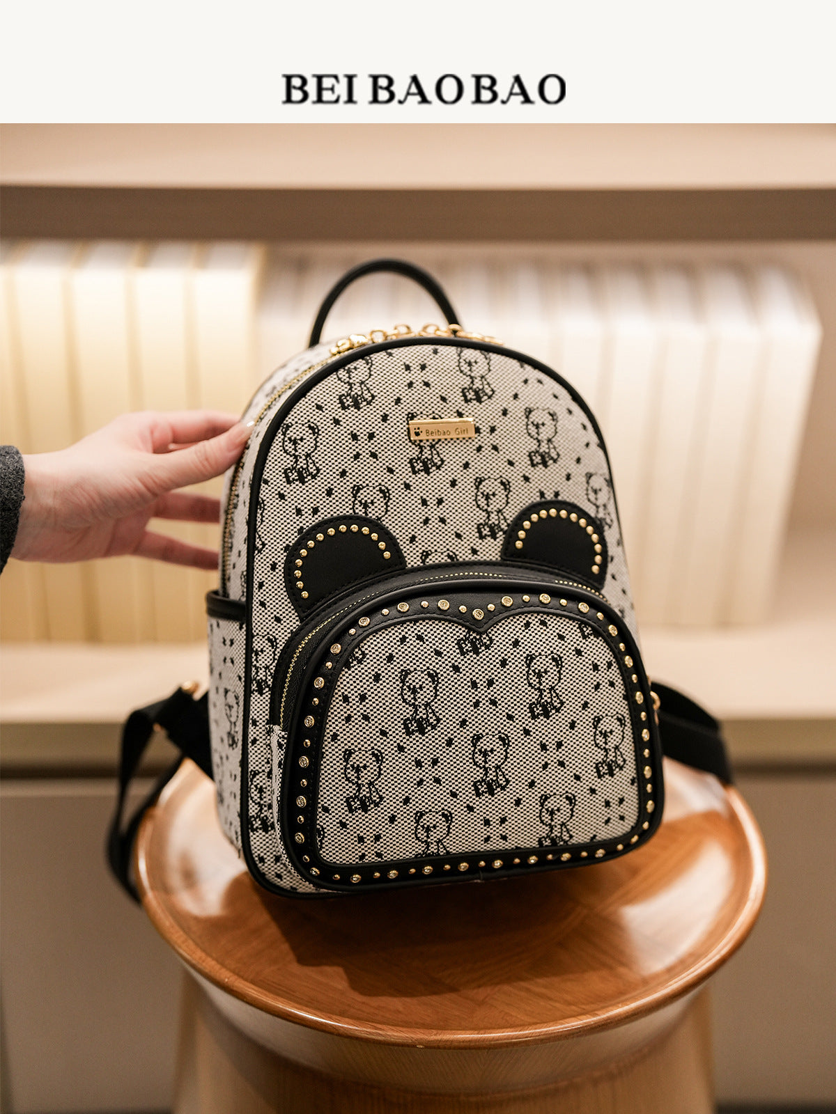 Women's Source Retro Contrast Color Light Luxury Bags