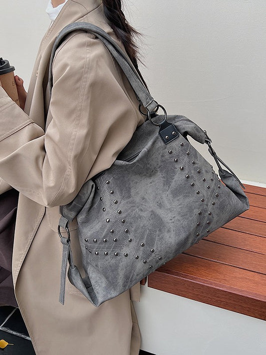 High Sense Personality Rivets Large Capacity Women's Shoulder Bag
