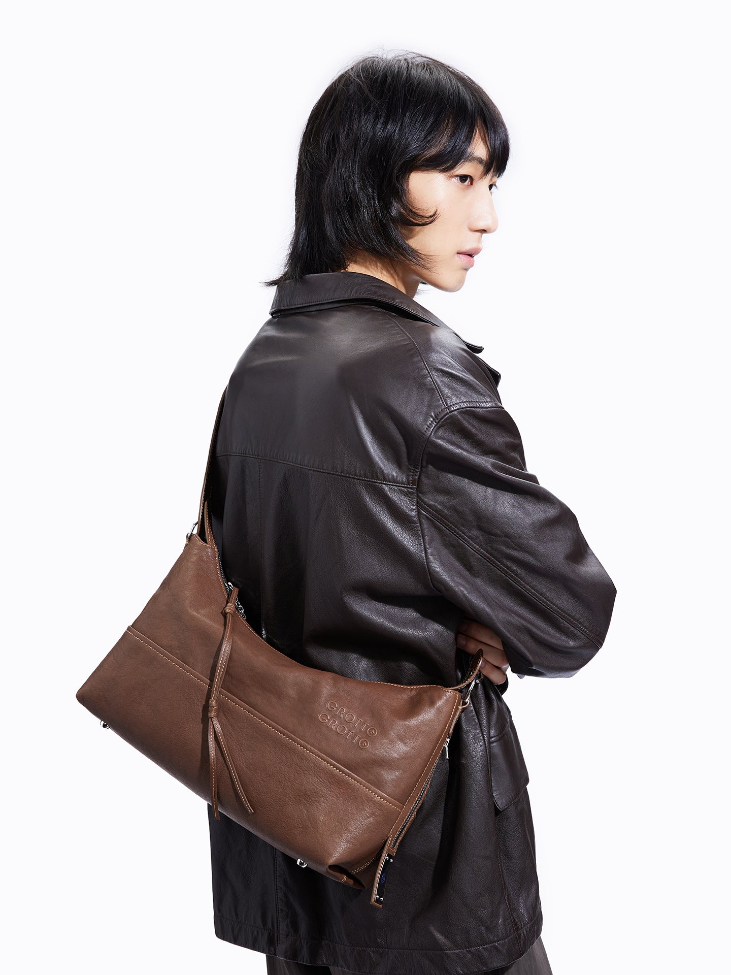 Le Cowhide Leather Large Capacity Commuter Women's Shoulder Bag
