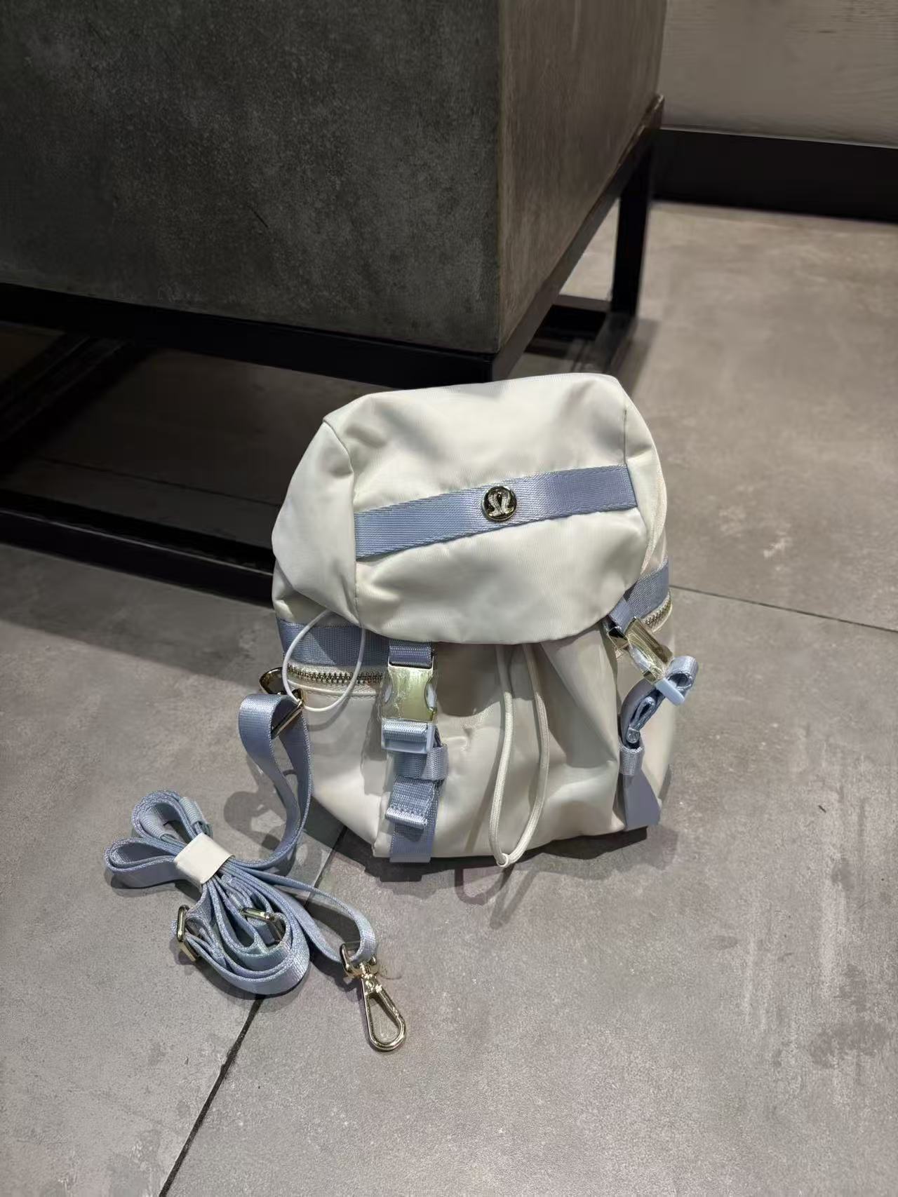 Versatile Cool Beautiful Pretty Women's College Leisure Backpack