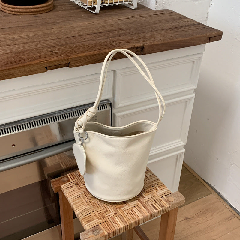 Women's Korean Spring Fashion Underarm Carrying Simple Bucket Bag