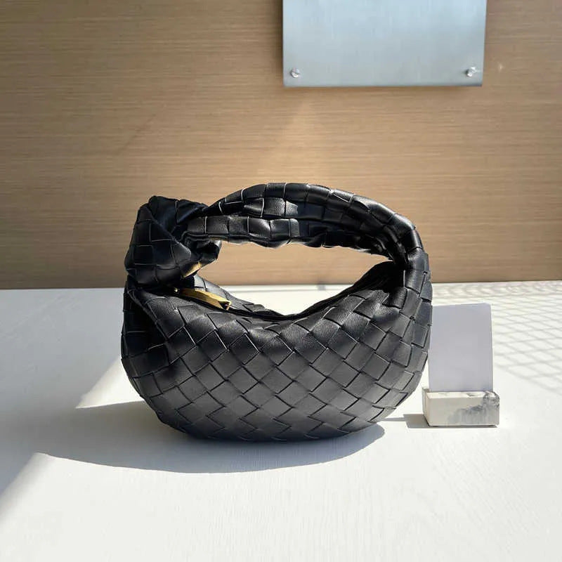 Women's Woven Fashionable Portable Dumpling Design Knotted Bags