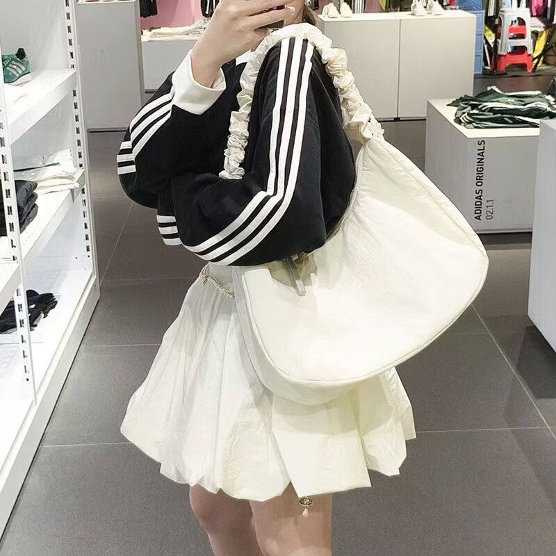 Cloud High-grade Large Capacity Commuter Underarm Women's Messenger Bag