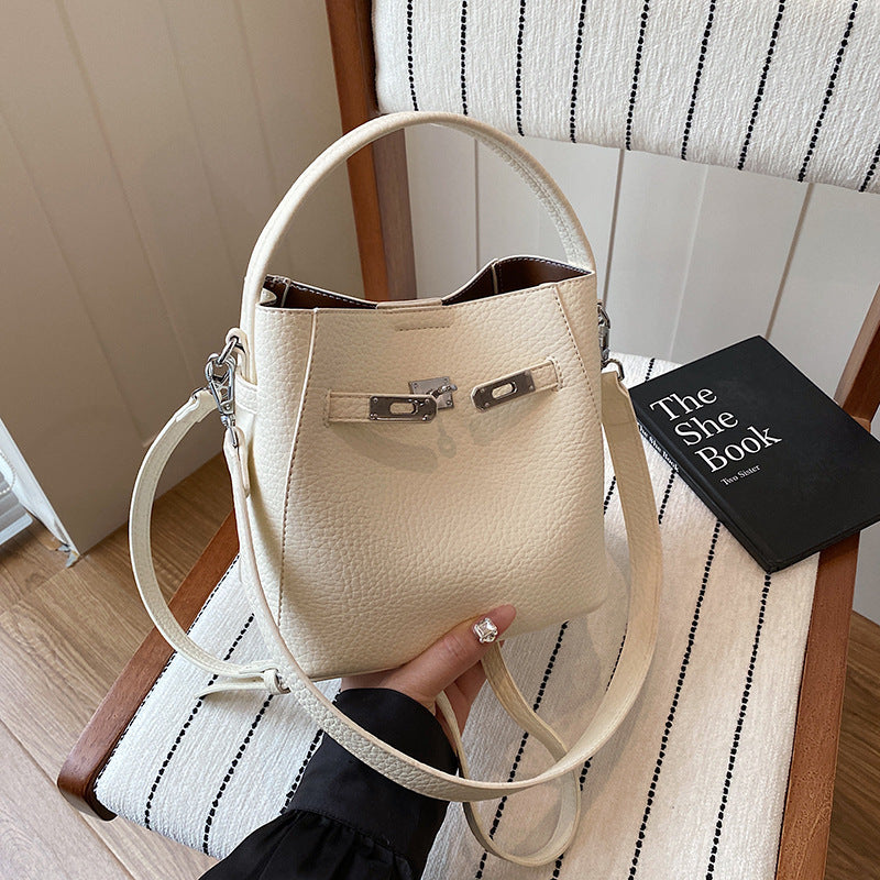 Women's Niche Vintage Fashion Versatile Commute Minimalist Bucket Bag