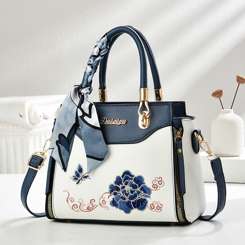 Women's Gift High Sense Chinese Style Embroidery To Women's Handbag