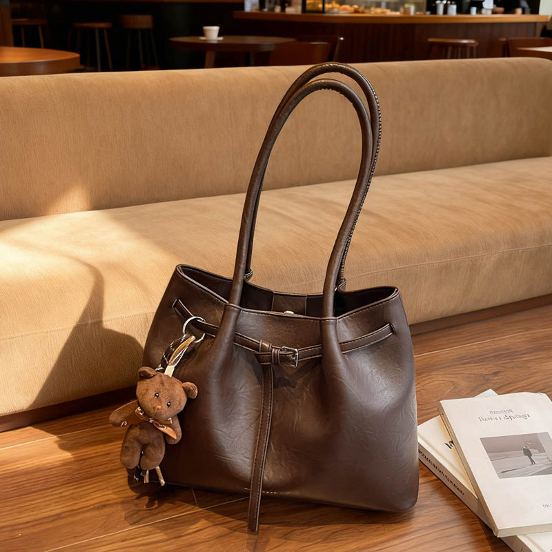Women's Retro Fashion Underarm Commuter Large Capacity Women's Shoulder Bag