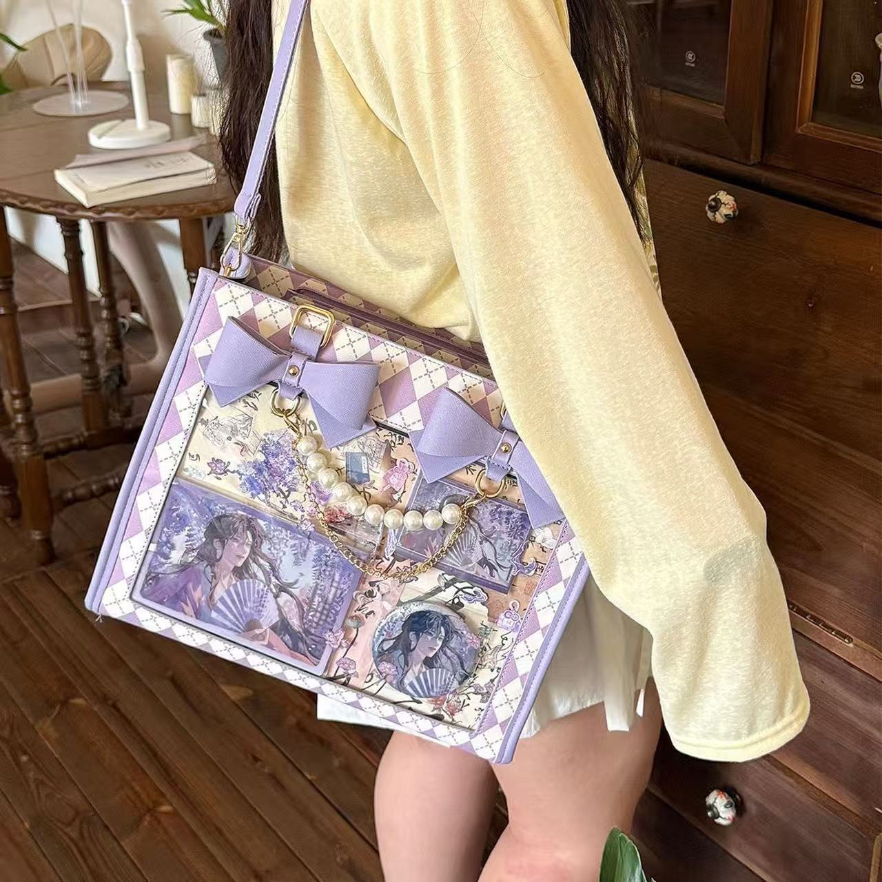 Wu Dong Shop Two-dimensional Bar Badge Transparent Cartoon Female Strawberry Women's Shoulder Bag