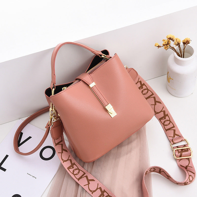 Women's Wide Strap Trendy Korean Fashion Women's Messenger Bag