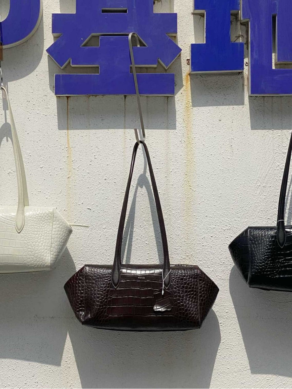 Women's First Layer Crocodile Pattern Cowhide Classic Fashionable One Women's Shoulder Bag