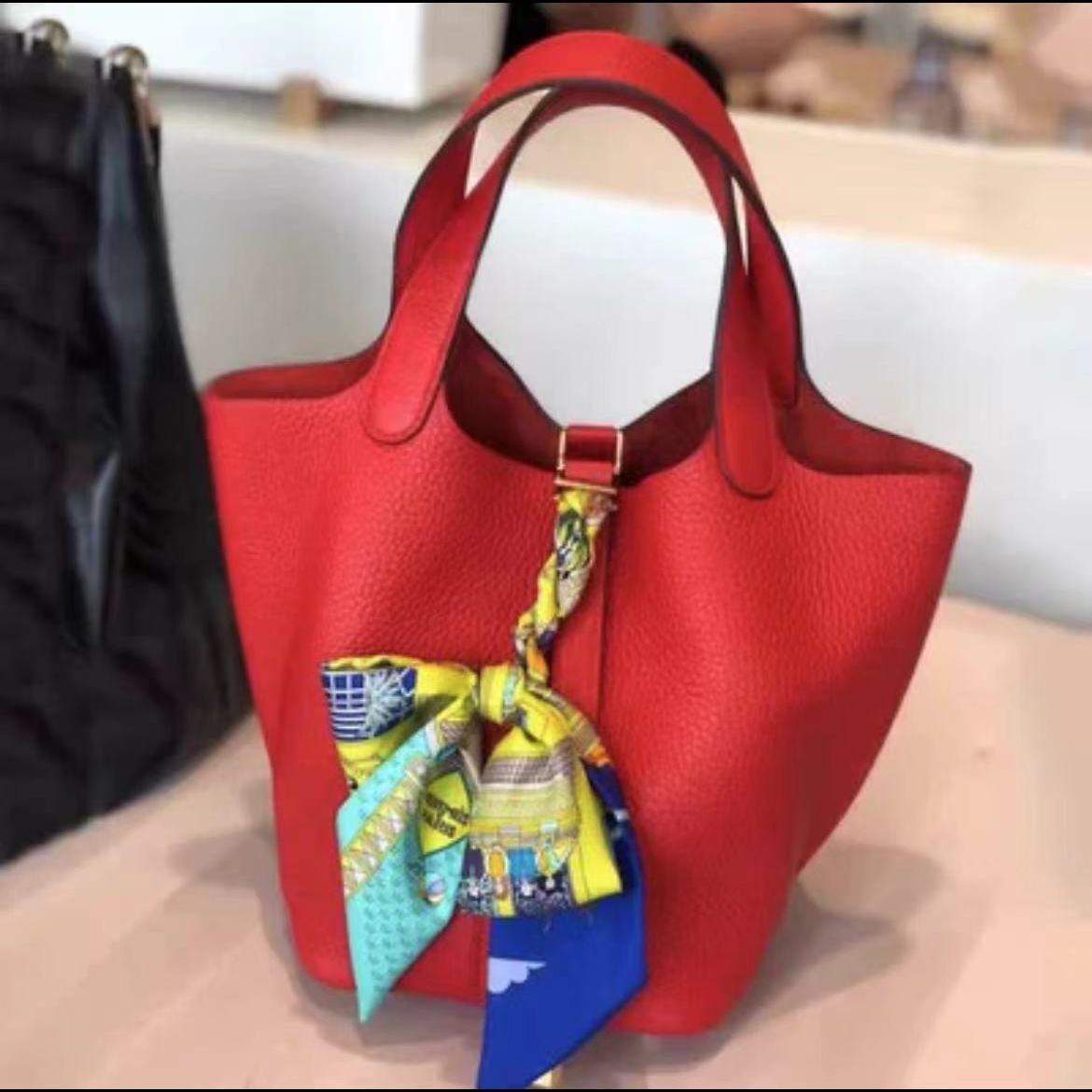 Women's Pattern Cowhide Vegetable Basket Portable High-grade Genuine Bucket Bag