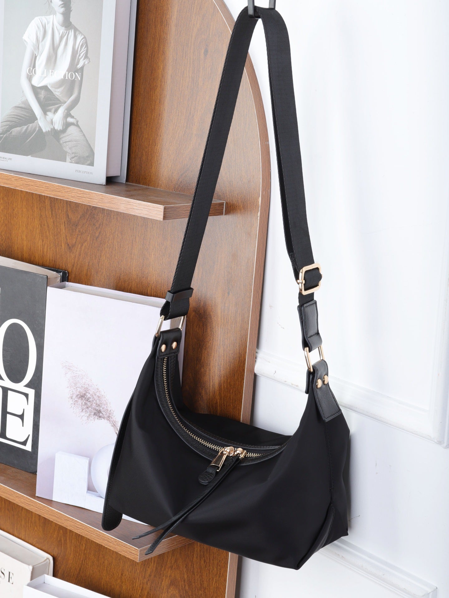Women's Niche Design Oxford Cloth With Leather Fashion Women's Messenger Bag