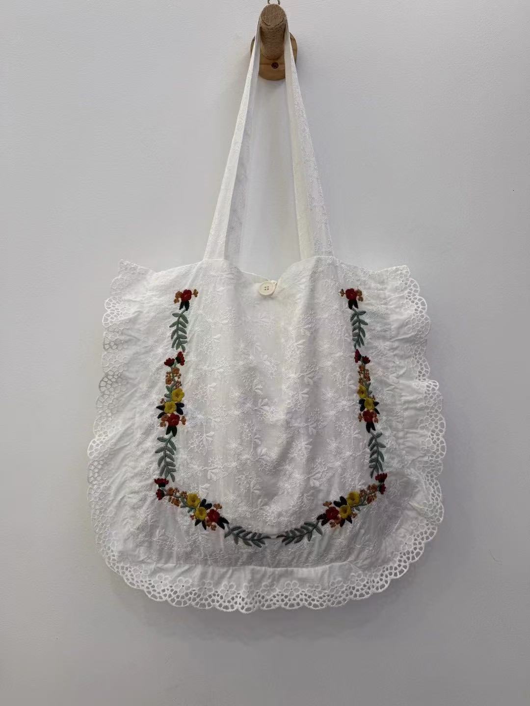 Embroidery Stitching Lace Cotton Linen Mori Style One Women's Shoulder Bag